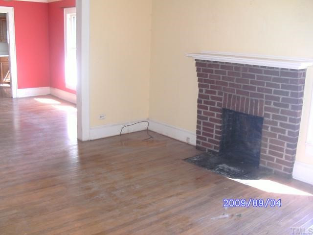 309 Spring Street Durham, NC 27703 - Photo 3 of 3 Living Room