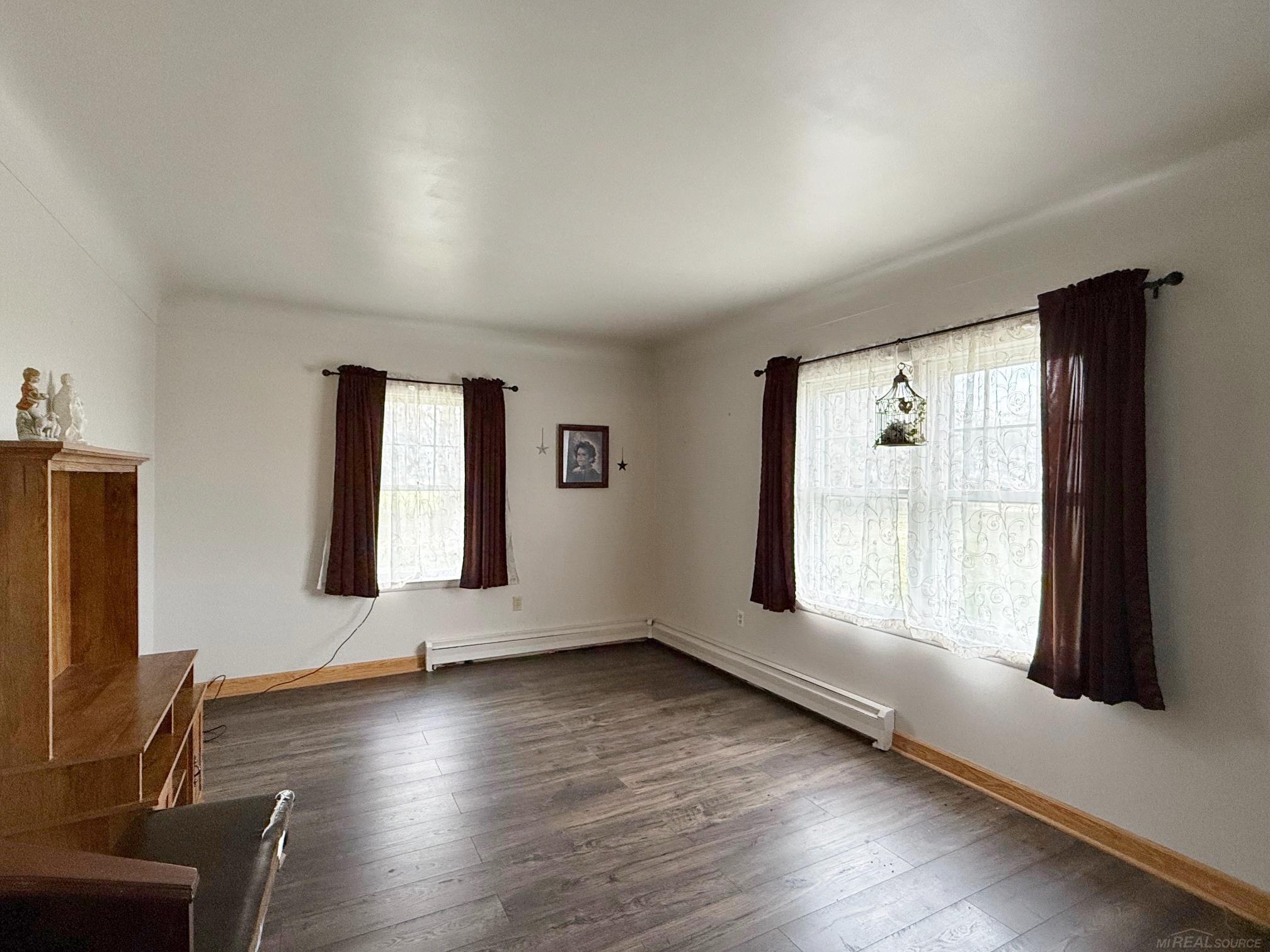 250 South Banner Road Sandusky, MI 48471 - Photo 7 of 20