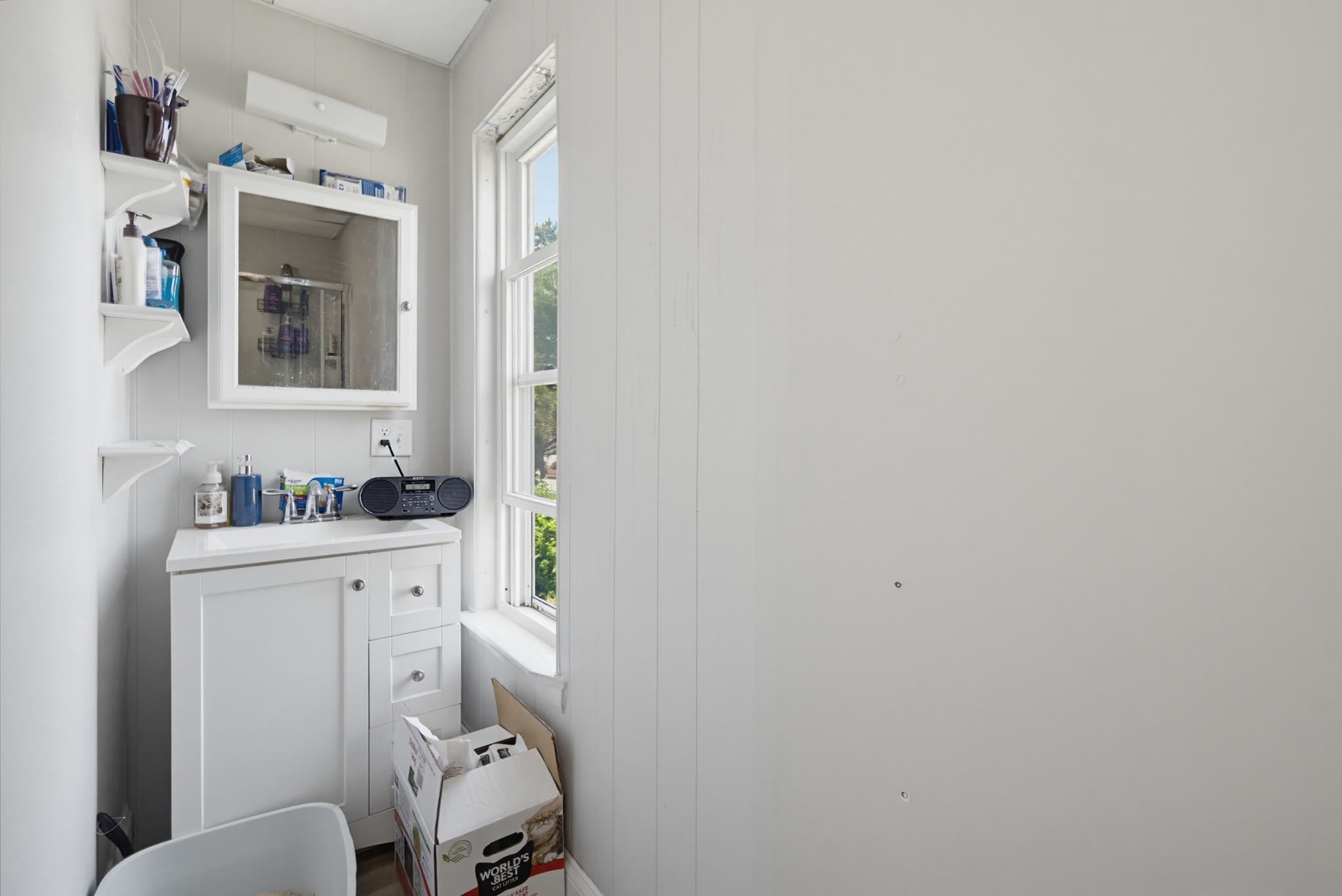 575 Summer Street Manchester, NH 03103 - Photo 24 of 41