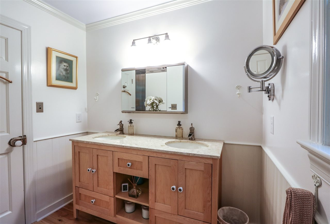 10500 Whitestone Road Raleigh, NC 27615 - Photo 17 of 25 Bathroom