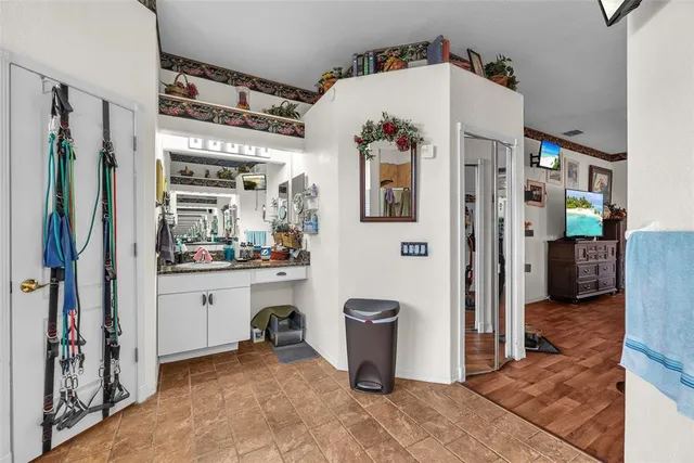 a view of a storage & utility room
