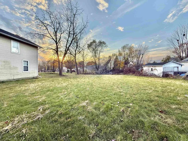 $30,000 | 18 South Pearl Street, Janesville, WI 53548