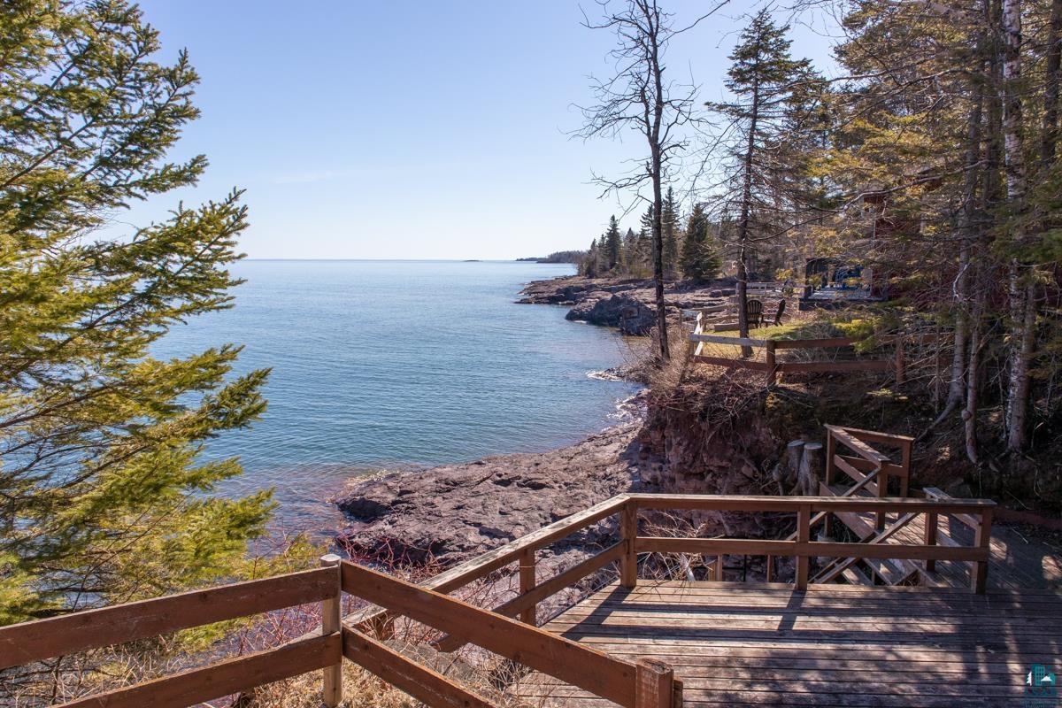 540 Old North Shore Road, Unit 5 Two Harbors, MN 55616 - Photo 4 of 16