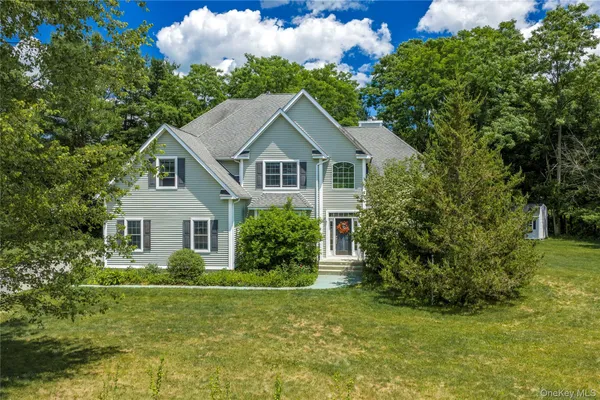 $699,000 | 63 Guinness Way, Hopewell Junction, NY 12533