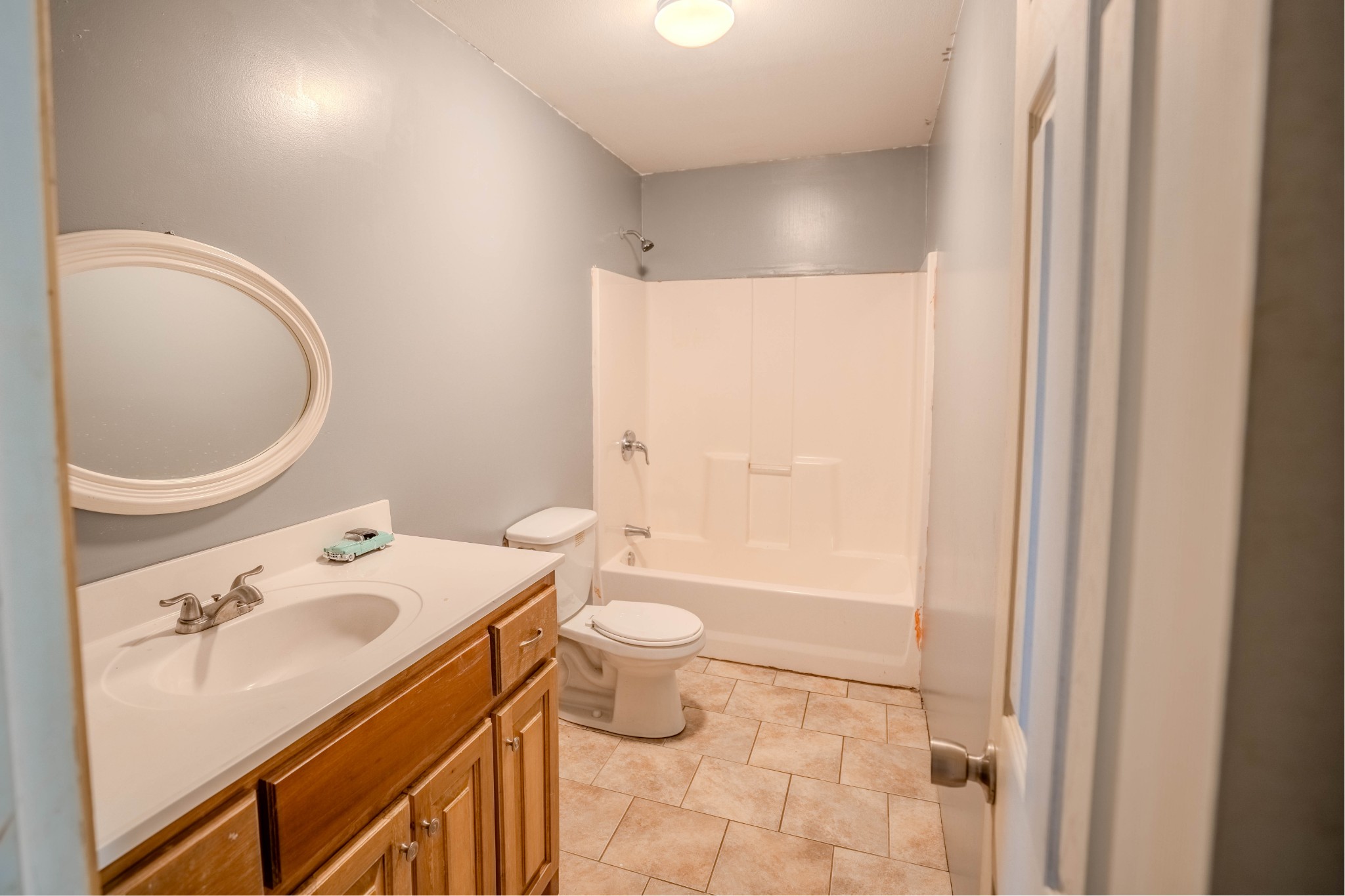 290 Prokesh Road Leoma, TN 38468 - Photo 19 of 43 a bathroom with a sink a toilet and shower