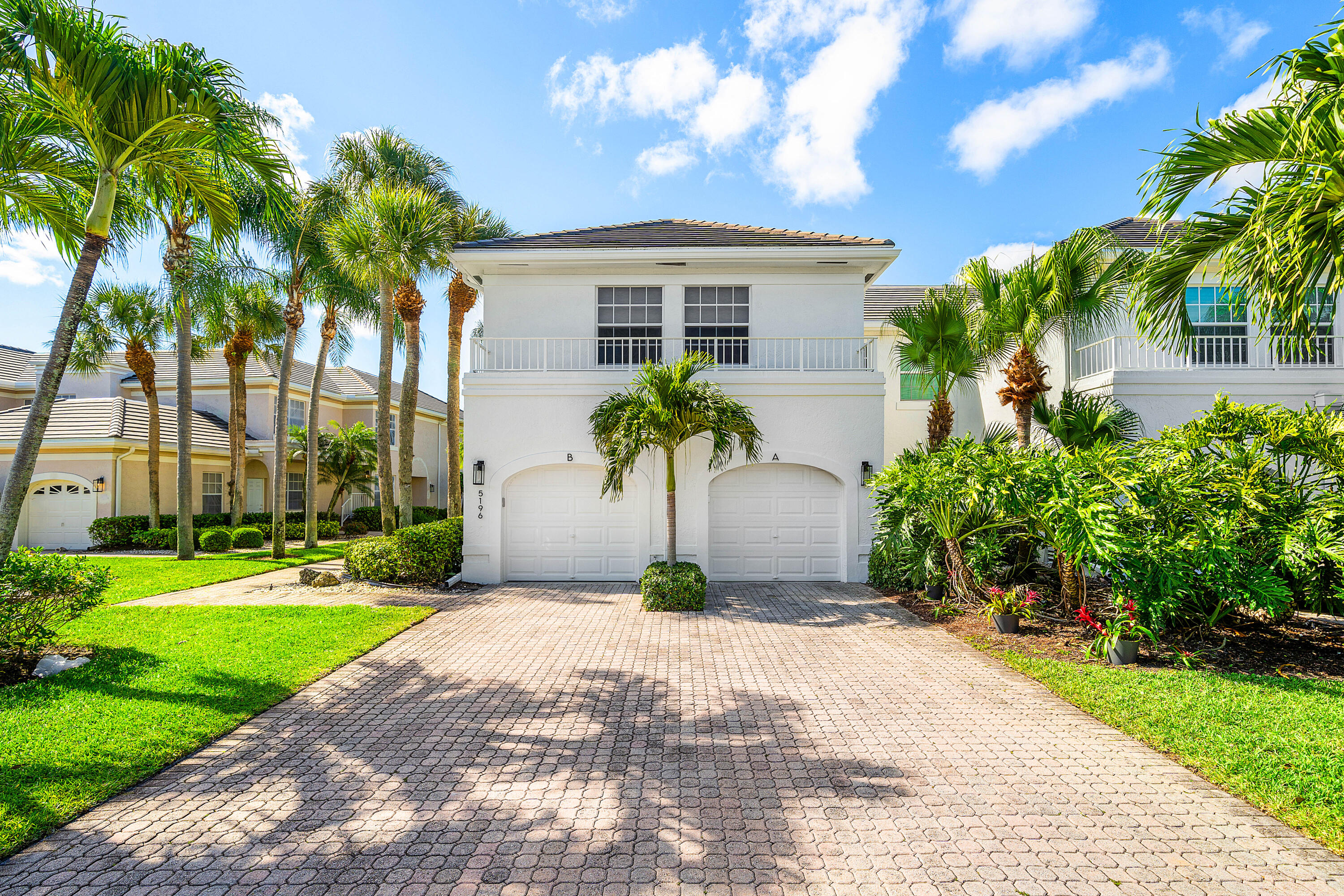 5196 Lake Catalina Drive, Unit B Boca Raton, FL 33496 - Photo 35 of 46 Exterior