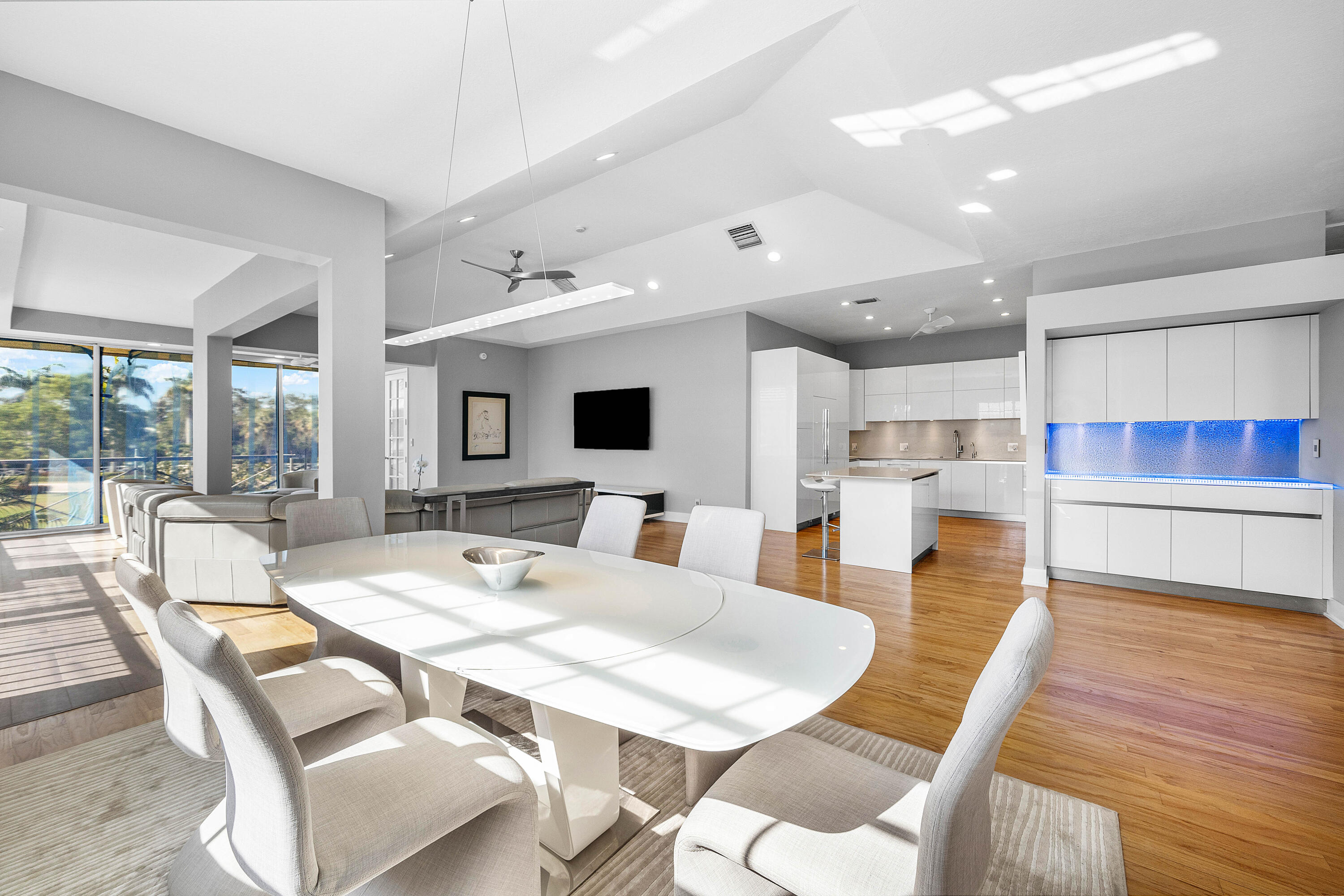 5196 Lake Catalina Drive, Unit B Boca Raton, FL 33496 - Photo 5 of 46 Dining