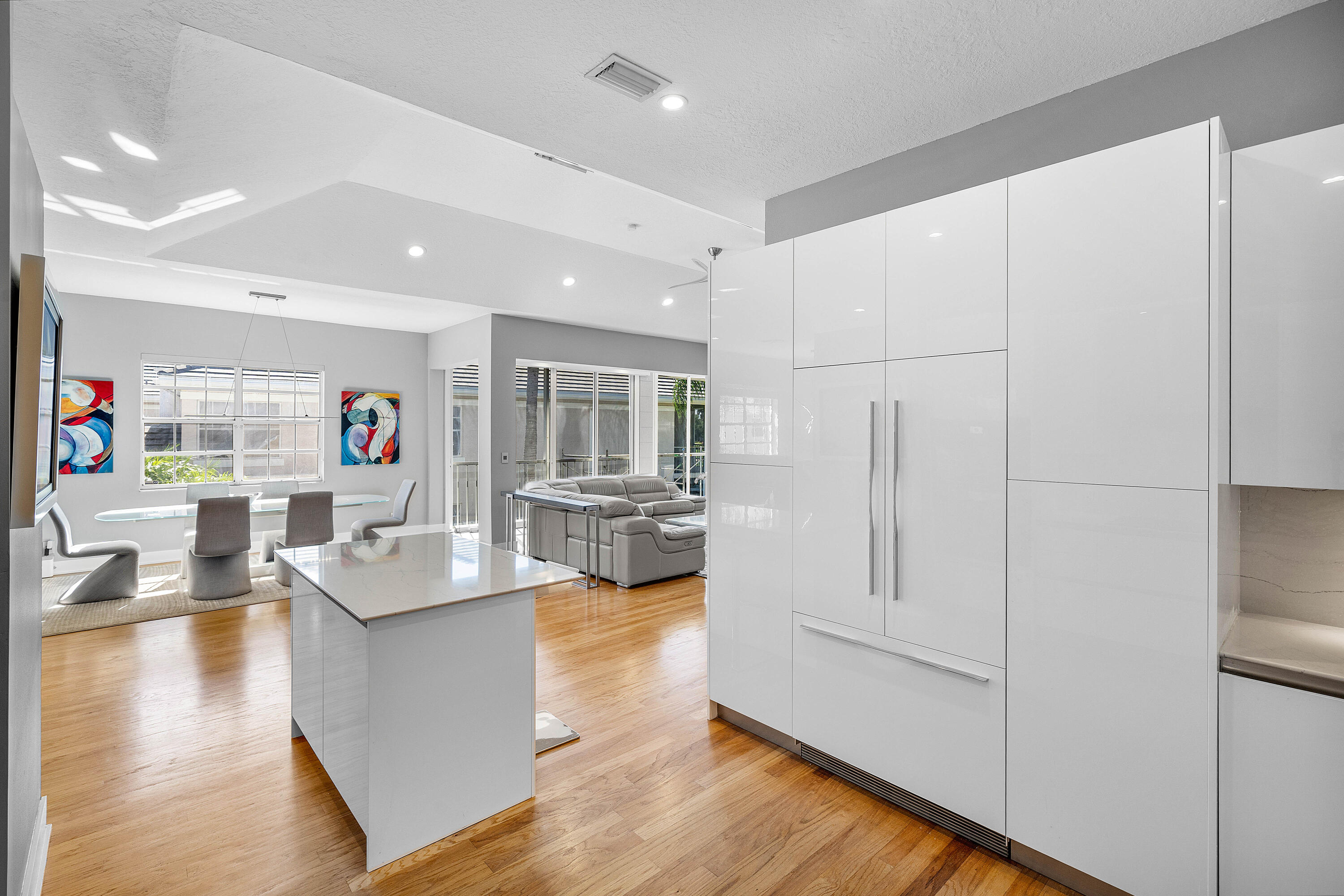 5196 Lake Catalina Drive, Unit B Boca Raton, FL 33496 - Photo 9 of 46 Kitchen