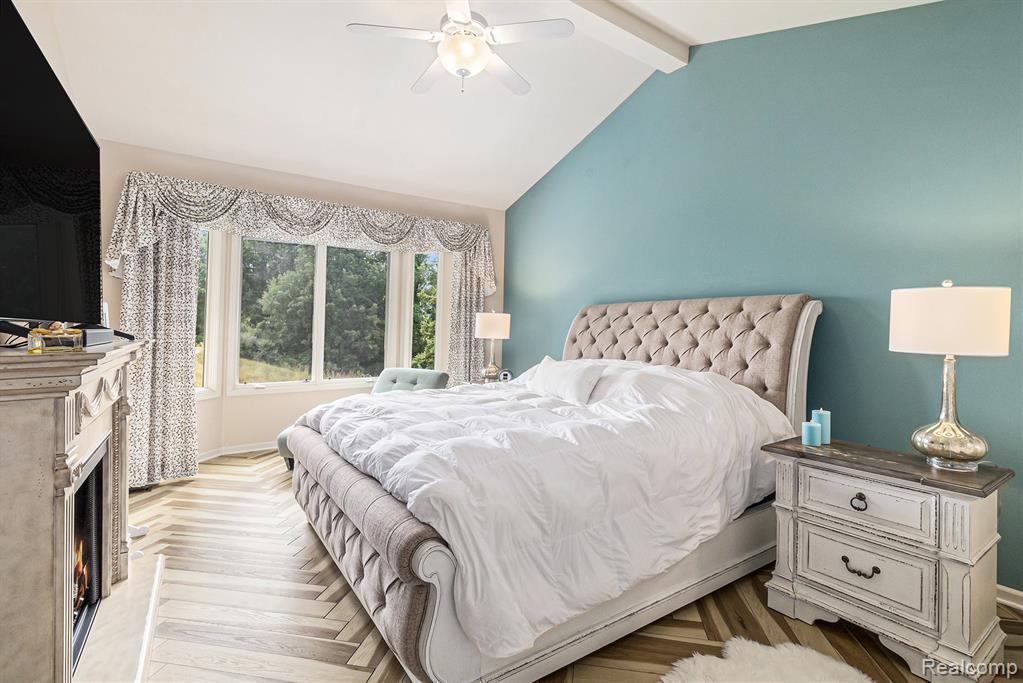 6847 Oakhurst Ridge Road Clarkston, MI 48348 - Photo 18 of 43 Gallery Image 18