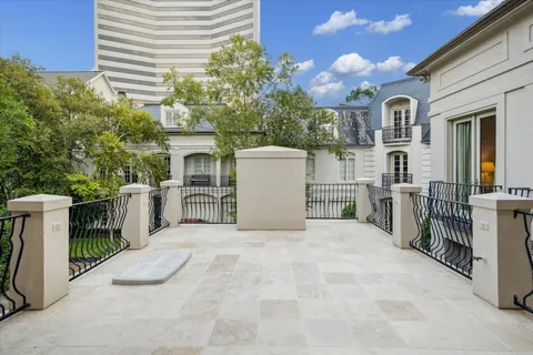 a view of a house with a outdoor space
