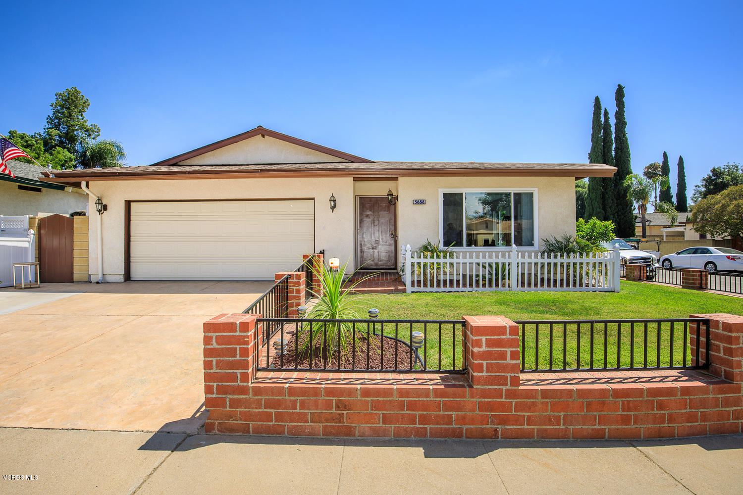 5658 Bloomfield Street Simi Valley, CA 93063 - Photo 1 of 26 5658 Bloomfield St Simi Valley-large-003