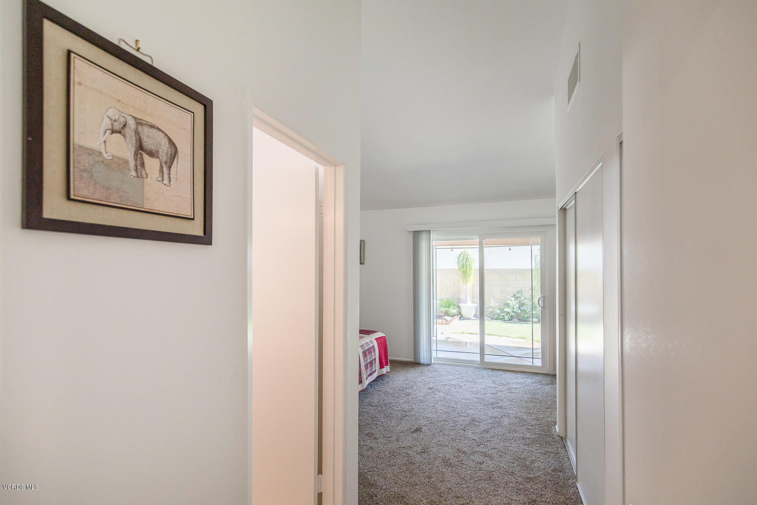 5658 Bloomfield Street Simi Valley, CA 93063 - Photo 9 of 26 5658 Bloomfield St Simi Valley-large-015