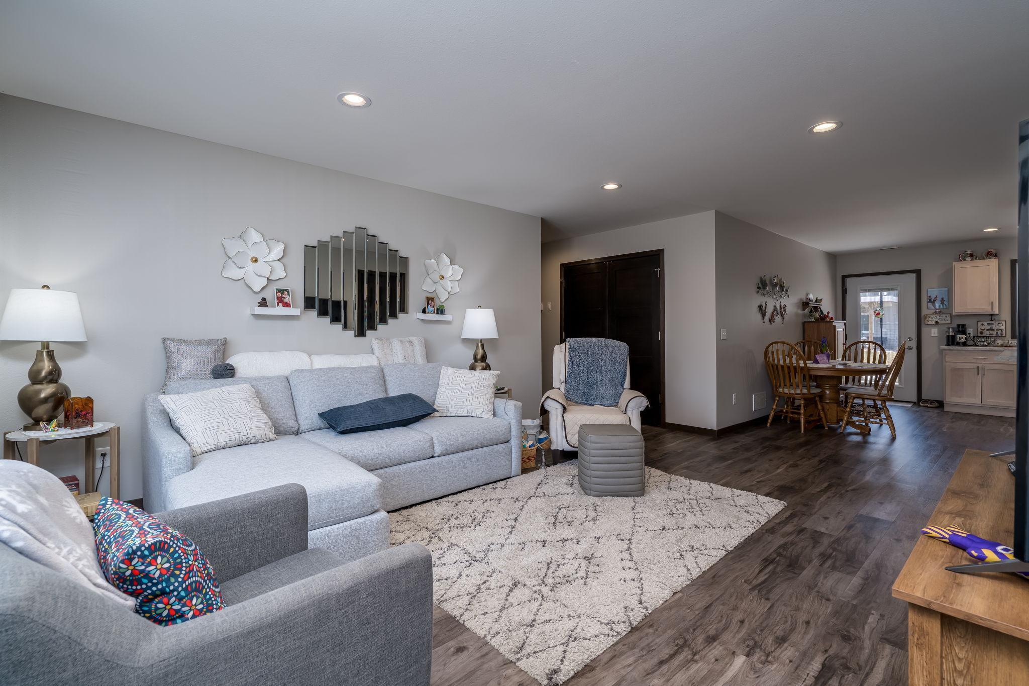 220 Maple Avenue Southwest Elysian, MN 56028 - Photo 8 of 78