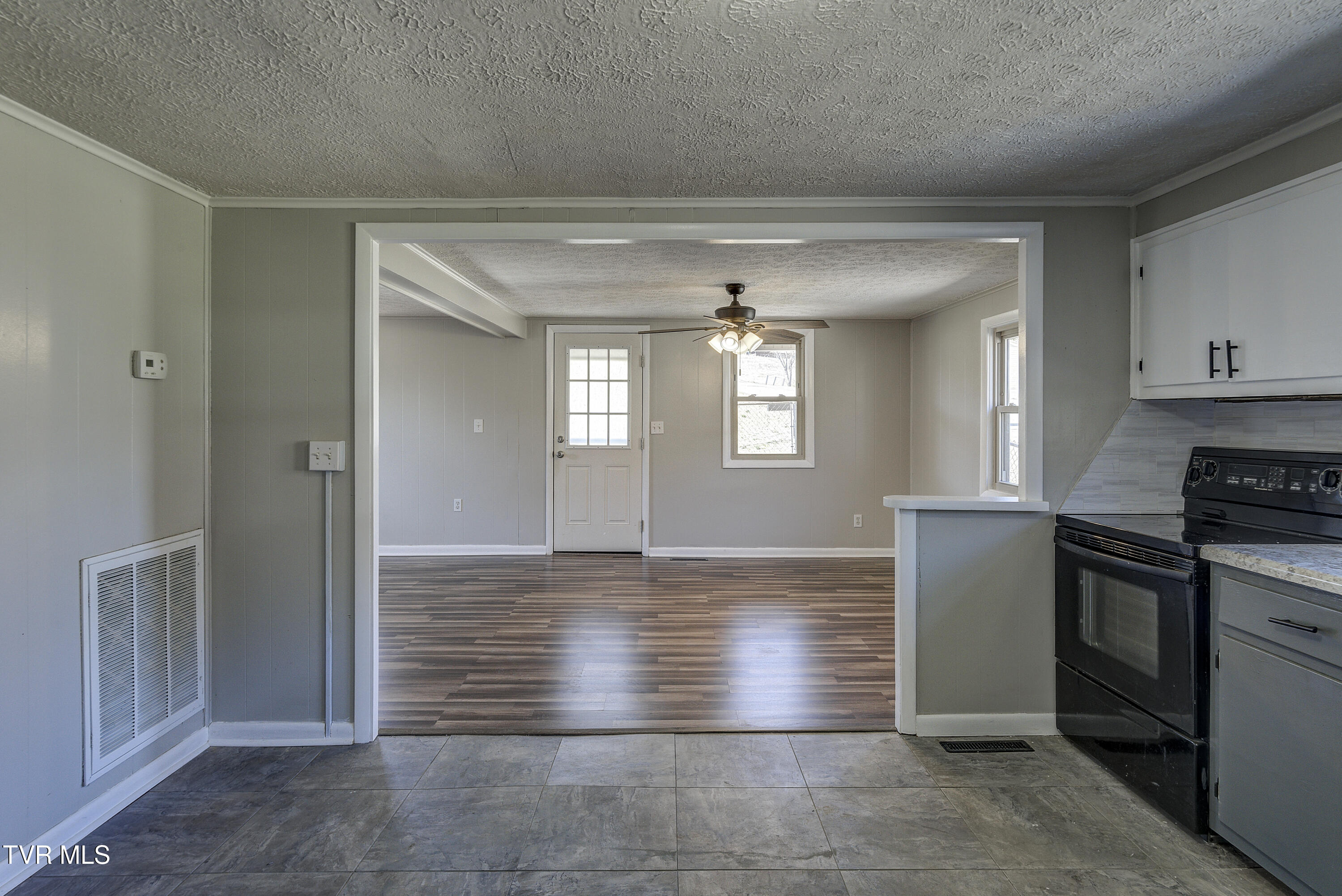 1237 Fairview Avenue Kingsport, TN 37660 - Photo 11 of 40 Fairview-8