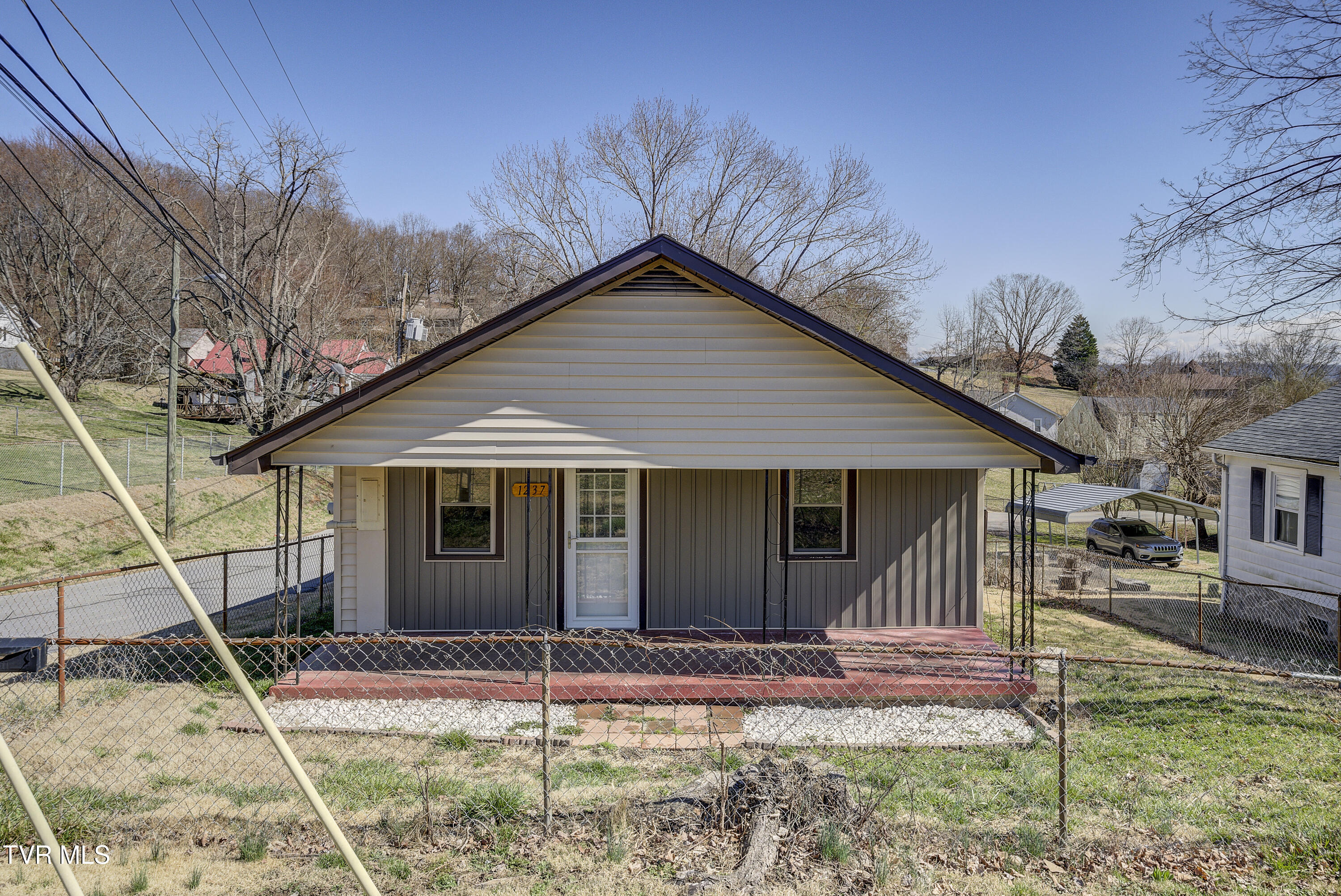 1237 Fairview Avenue Kingsport, TN 37660 - Photo 2 of 40 Fairview-38