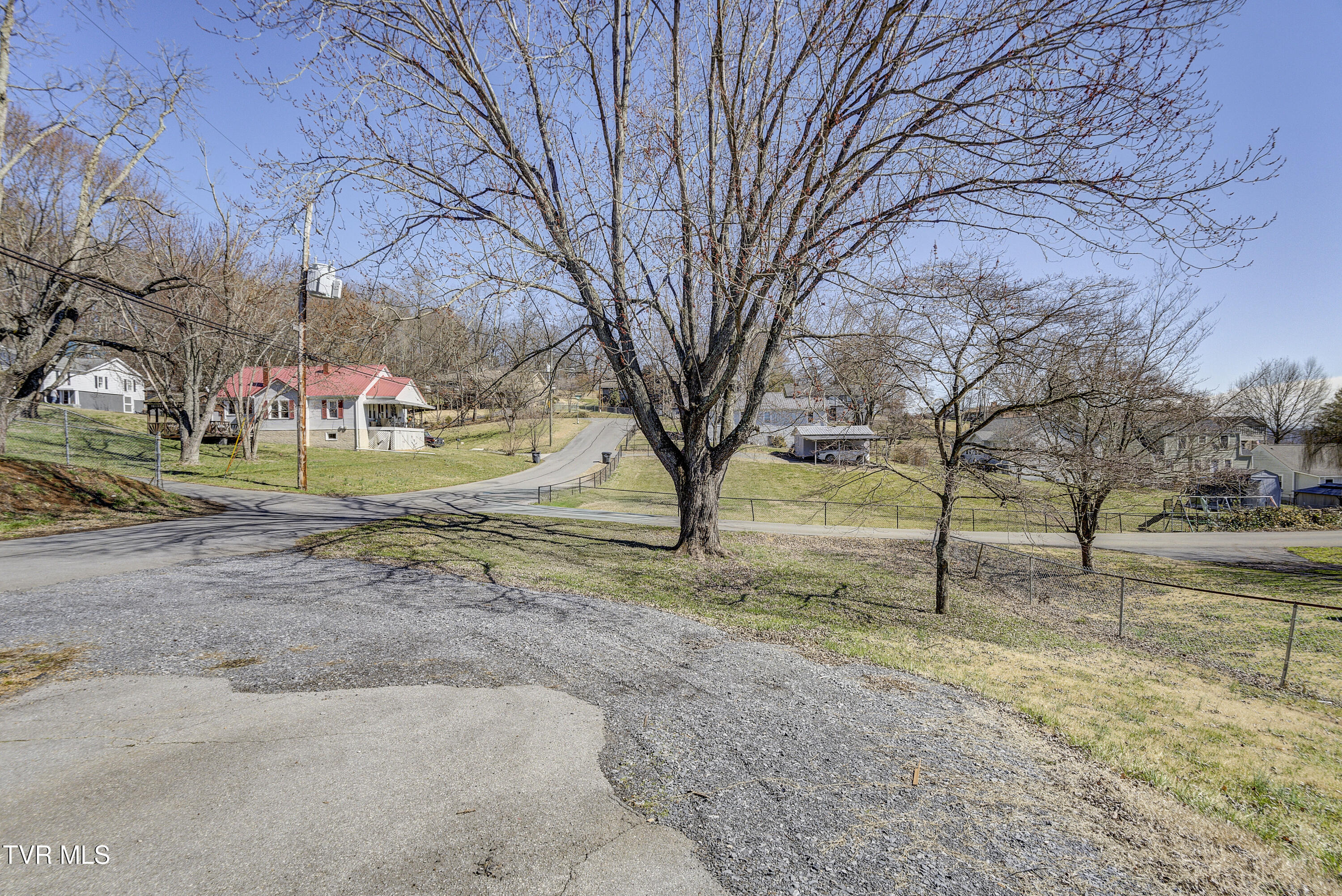 1237 Fairview Avenue Kingsport, TN 37660 - Photo 37 of 40 Fairview-34