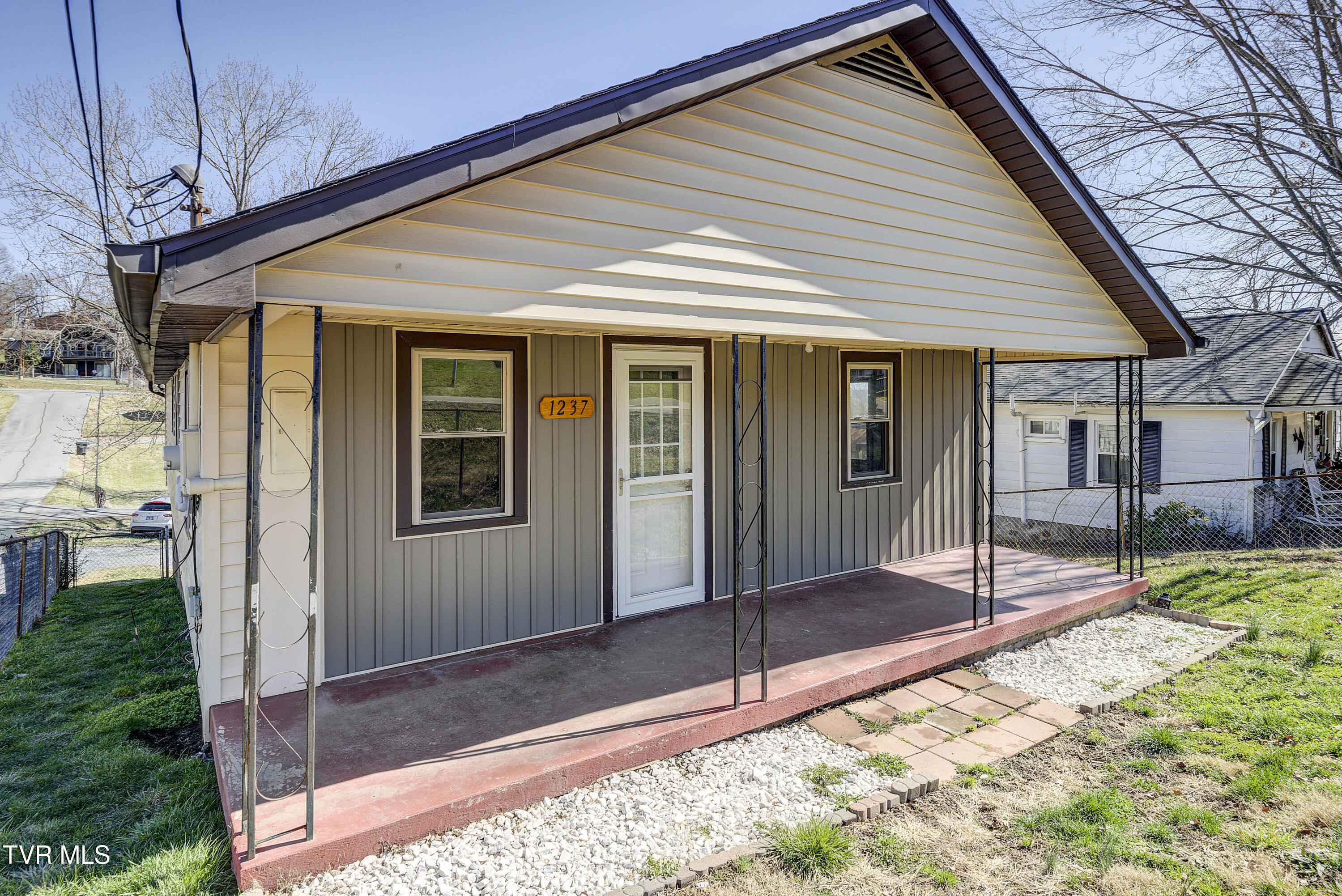 1237 Fairview Avenue Kingsport, TN 37660 - Photo 38 of 40 Fairview-37