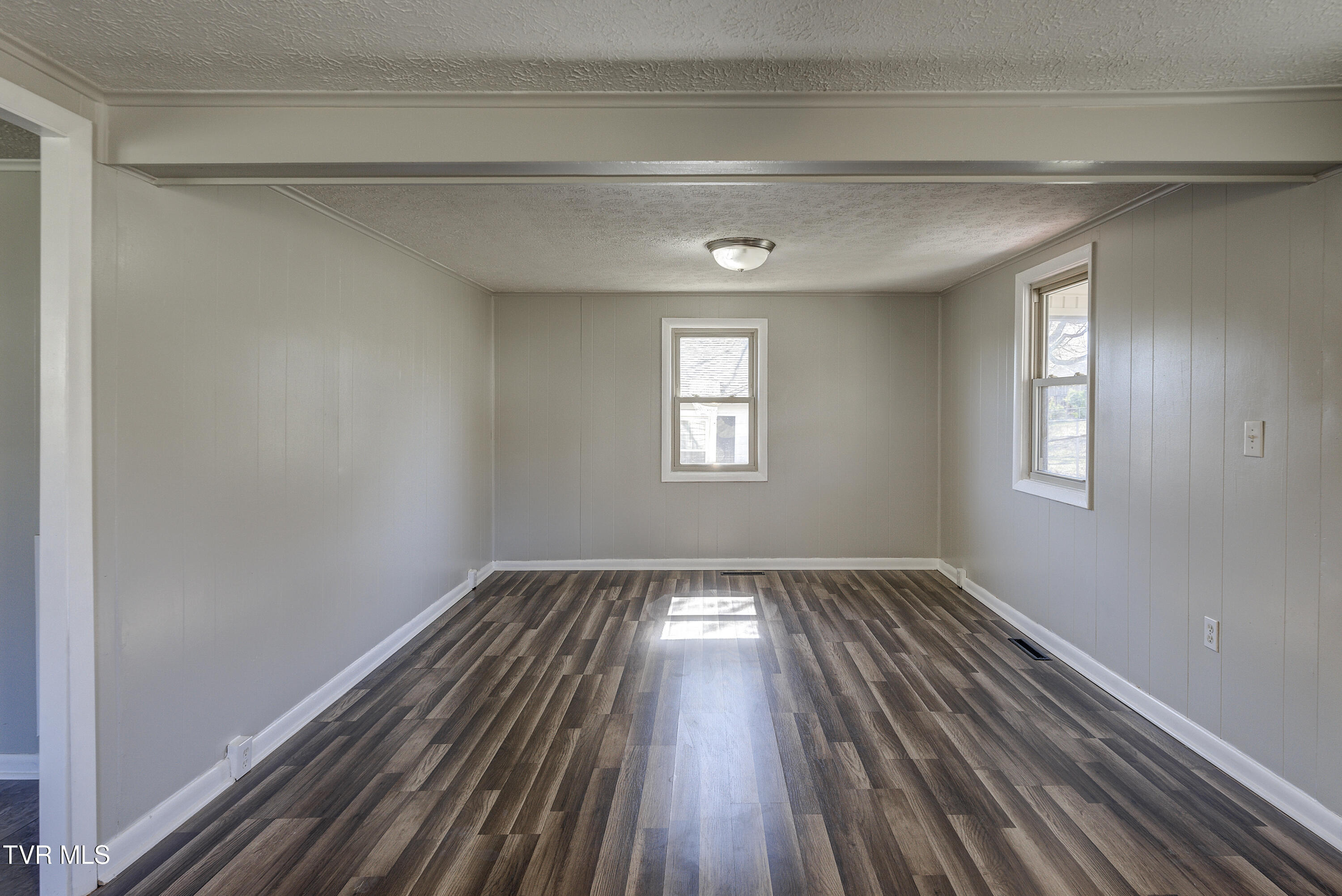 1237 Fairview Avenue Kingsport, TN 37660 - Photo 6 of 40 Fairview-3