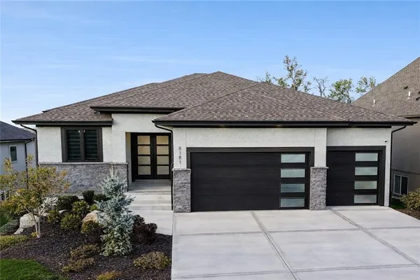 $795,000 | 8181 Valley Road, Lenexa, KS 66220