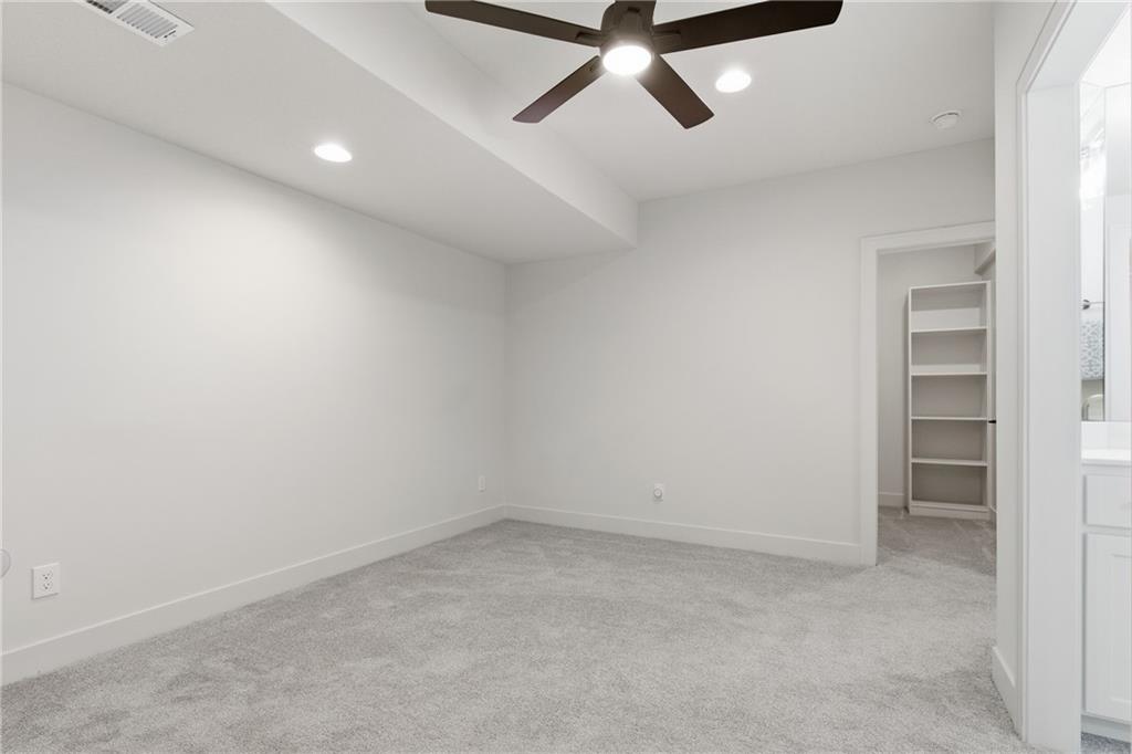 8181 Valley Road Lenexa, KS 66220 - Photo 39 of 44