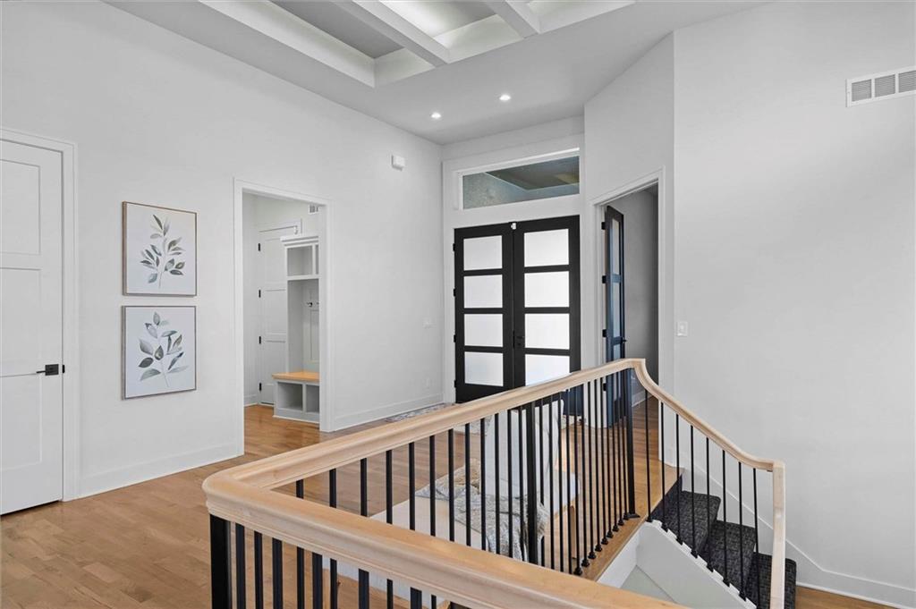 8181 Valley Road Lenexa, KS 66220 - Photo 4 of 44