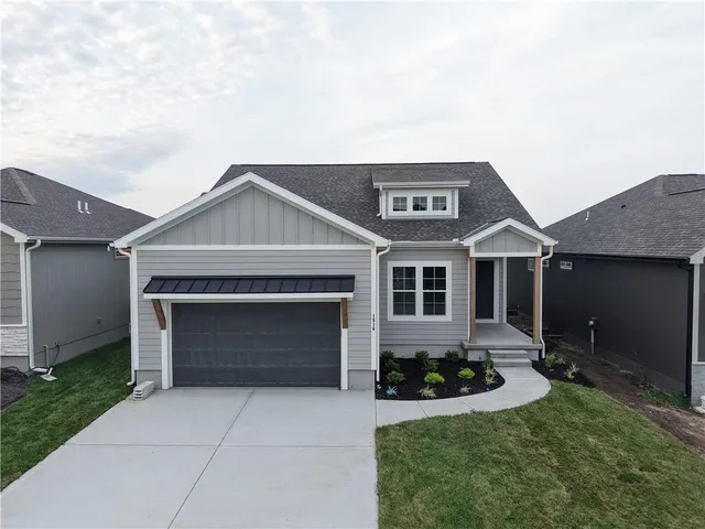 $525,000 | 1516 Southwest Arborpark Terrace, Lee's Summit, MO 64082