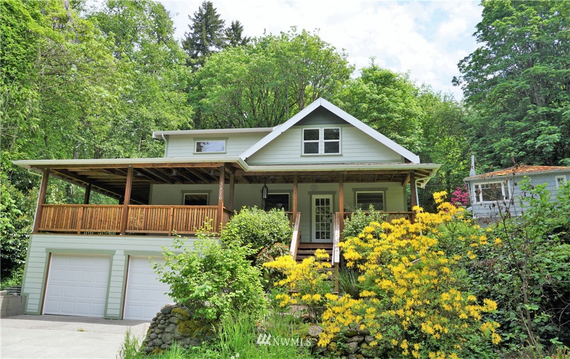 3826 Tracyton Beach Road Northwest Bremerton, WA 98310 - Photo 1 of 40 Gallery Image 1