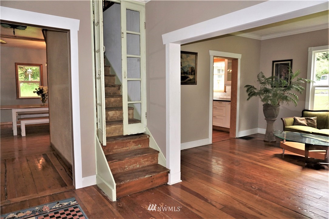 3826 Tracyton Beach Road Northwest Bremerton, WA 98310 - Photo 24 of 40 Gallery Image 24