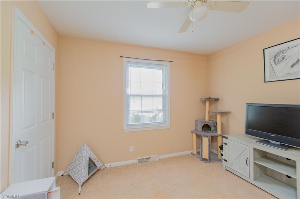 5343 Mapleton Street Clemmons, NC 27012 - Photo 15 of 30 Gallery Image 15