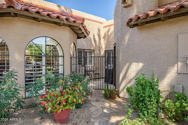 $695,000 | 4116 East Paradise Drive, Phoenix, AZ 85028