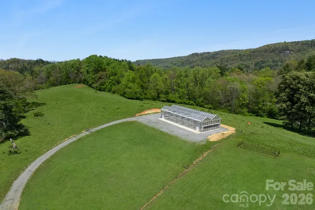 $16,200,000 | 3903 Island Ford Road, Brevard, NC 28712