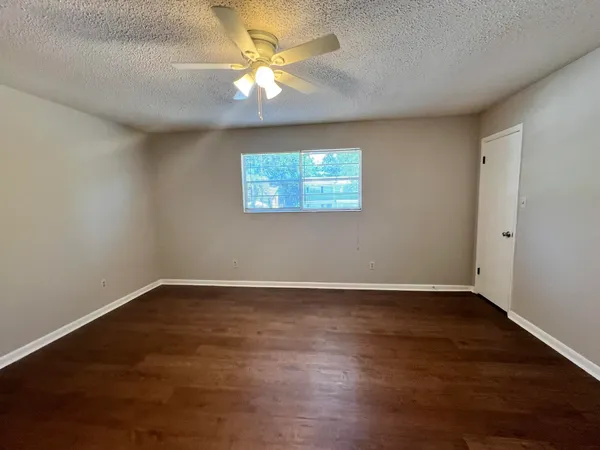 $1,250 | 2406 Ramblewood Court, Unit B, Tallahassee, FL 32303