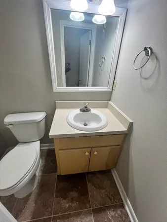 $1,250 | 2406 Ramblewood Court, Unit B, Tallahassee, FL 32303