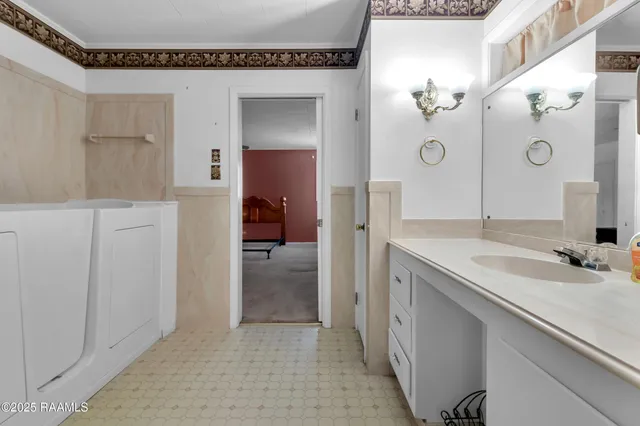 $339,900 | 617 Cemetery Road, St. Martinville, LA 70582