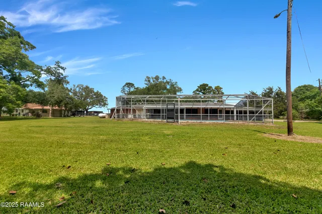 $339,900 | 617 Cemetery Road, St. Martinville, LA 70582