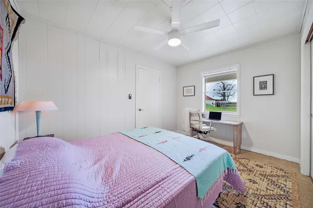 $1,800 | 9252 Farm To Market Road 949, Cat Spring, TX 78933