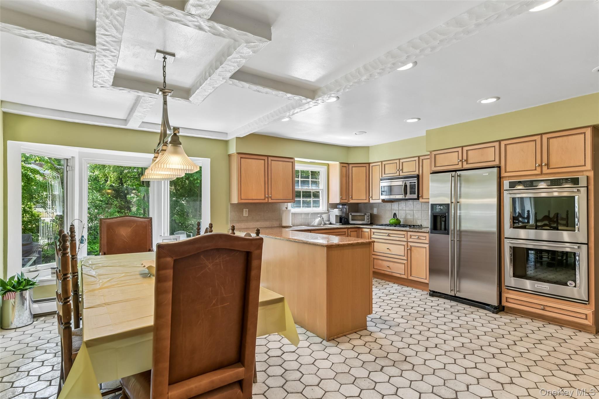62 Larch Hill Road Lawrence, NY 11559 - Photo 15 of 47