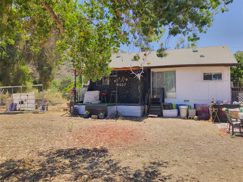 14706 El Monte Road Lakeside, CA 92040 - Photo 4 of 10