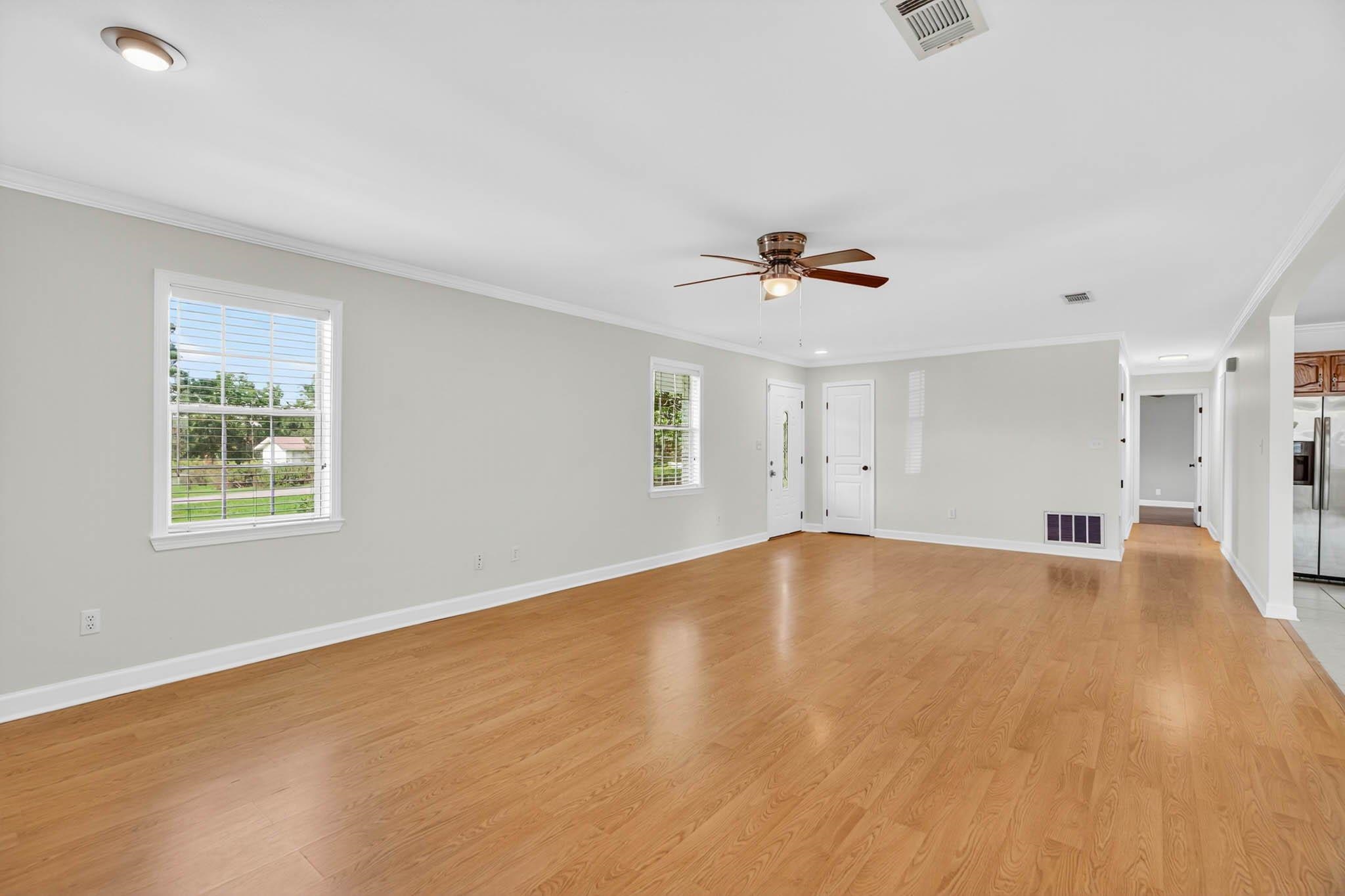 51 Godwin Drive Atmore, AL 36502 - Photo 23 of 60 Living Room