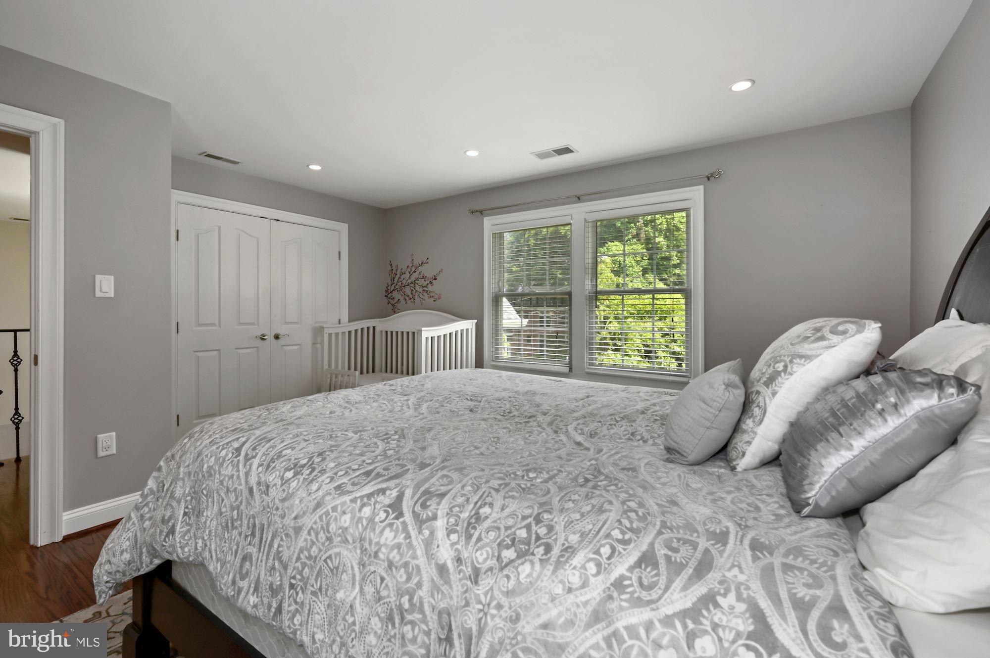 6005 Selvyn Road Bethesda, MD 20817 - Photo 40 of 65 Secondary Bedroom #2 w/ Large Closet