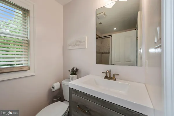 $9,500 | 6005 Selvyn Road, Bethesda, MD 20817