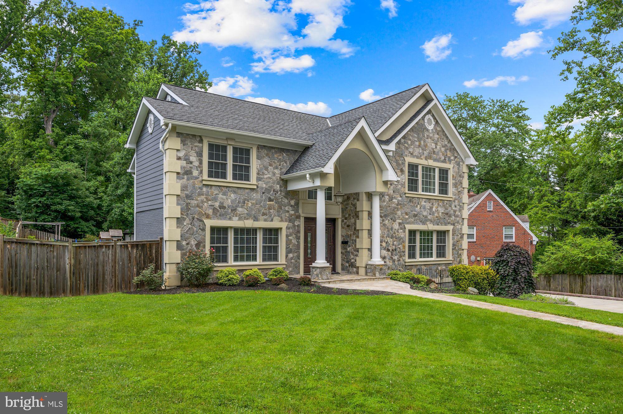 6005 Selvyn Road Bethesda, MD 20817 - Photo 9 of 65 Front Yard