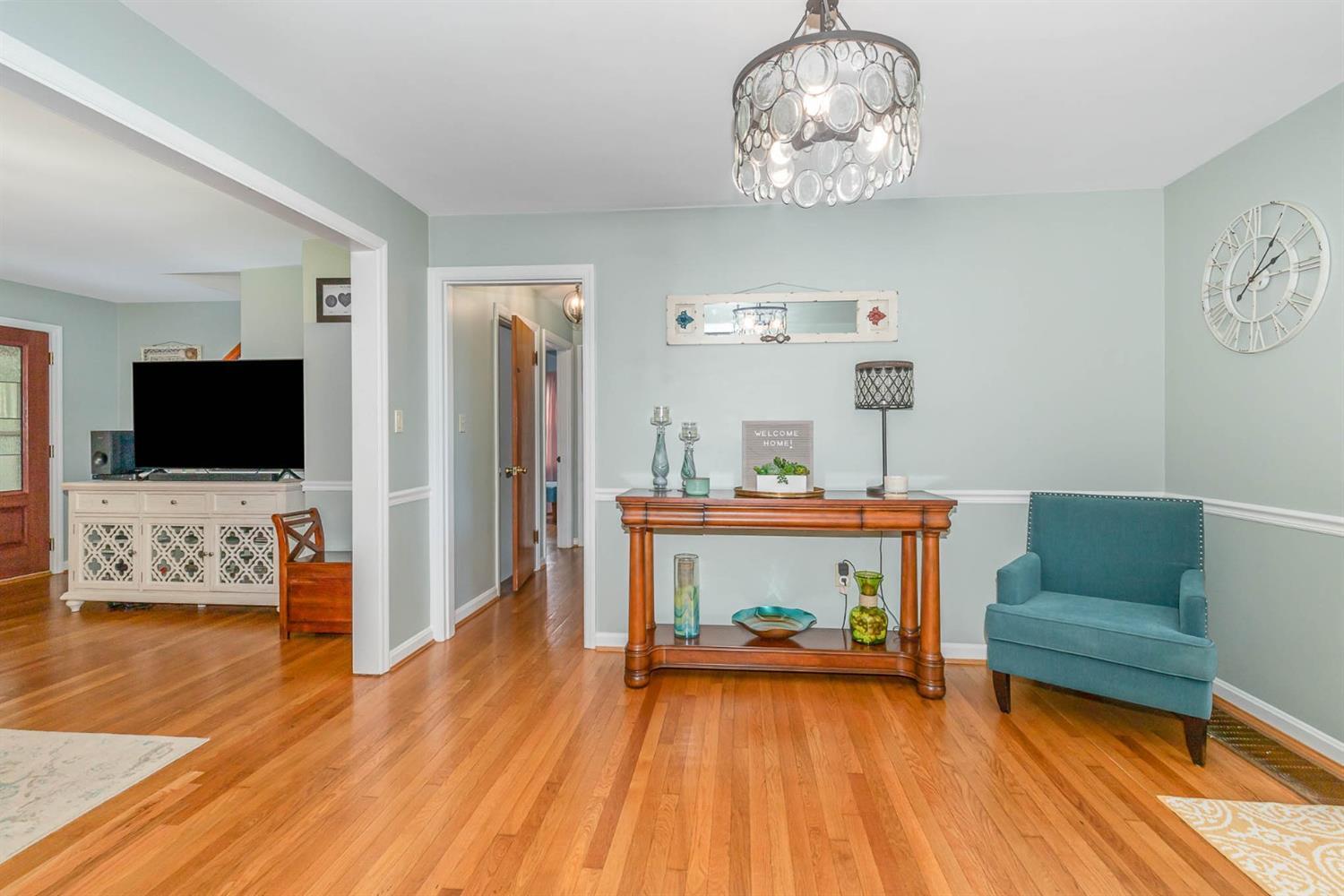 6374 Springdale Road Cincinnati, OH 45247 - Photo 8 of 40 Gallery Image 8