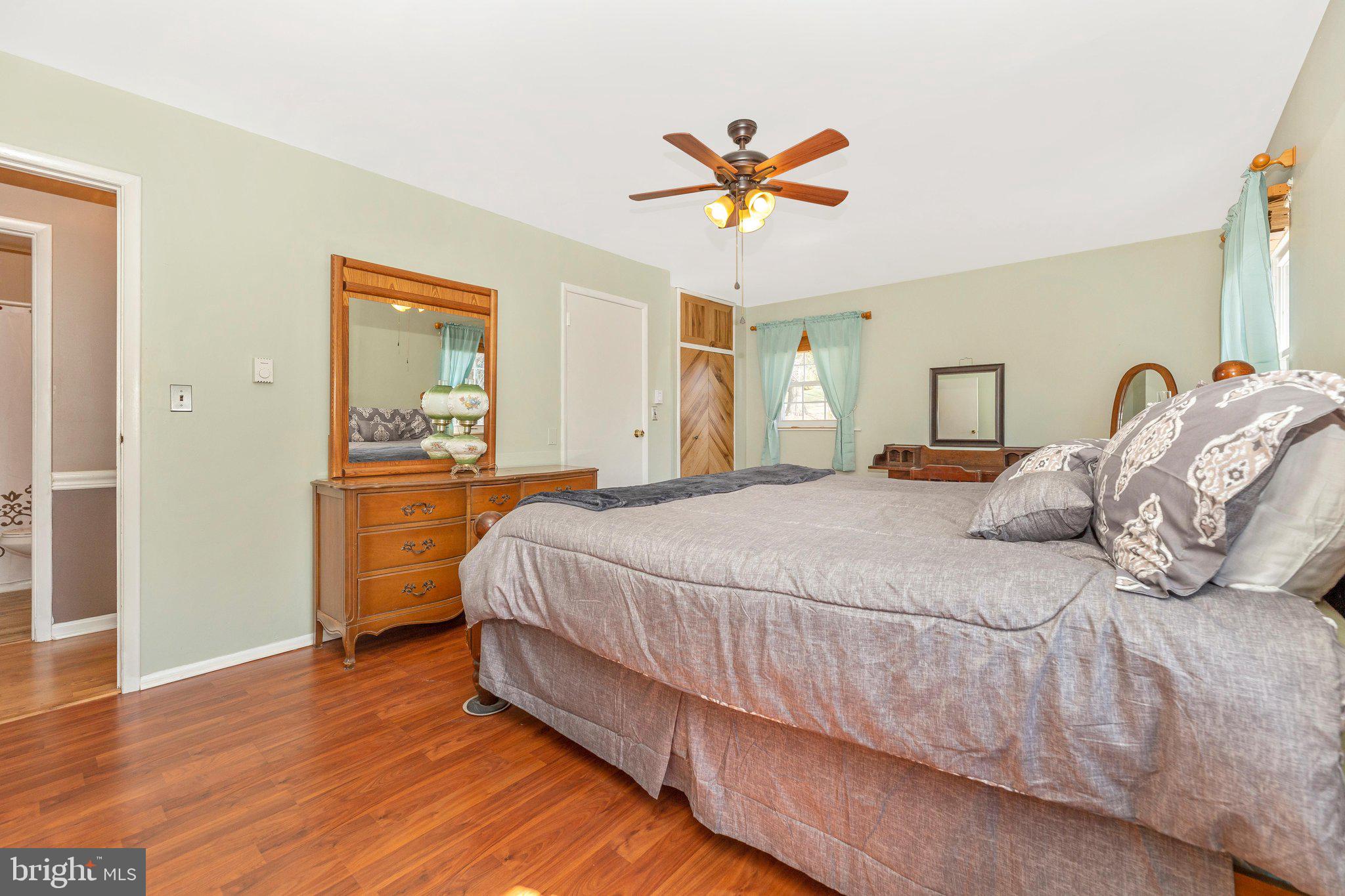 13202 Penn Shop Road Mount Airy, MD 21771 - Photo 21 of 47 Primary Bedroom