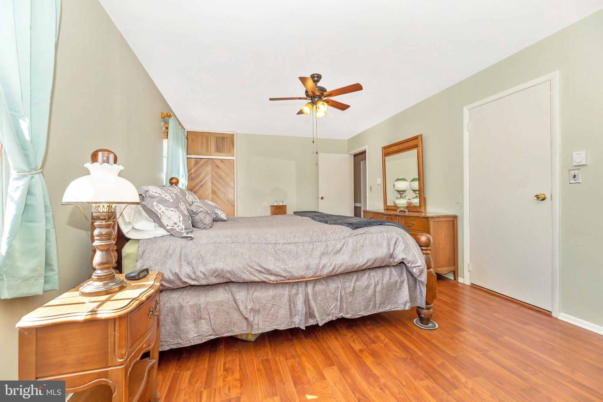 13202 Penn Shop Road Mount Airy, MD 21771 - Photo 23 of 47 Primary Bedroom