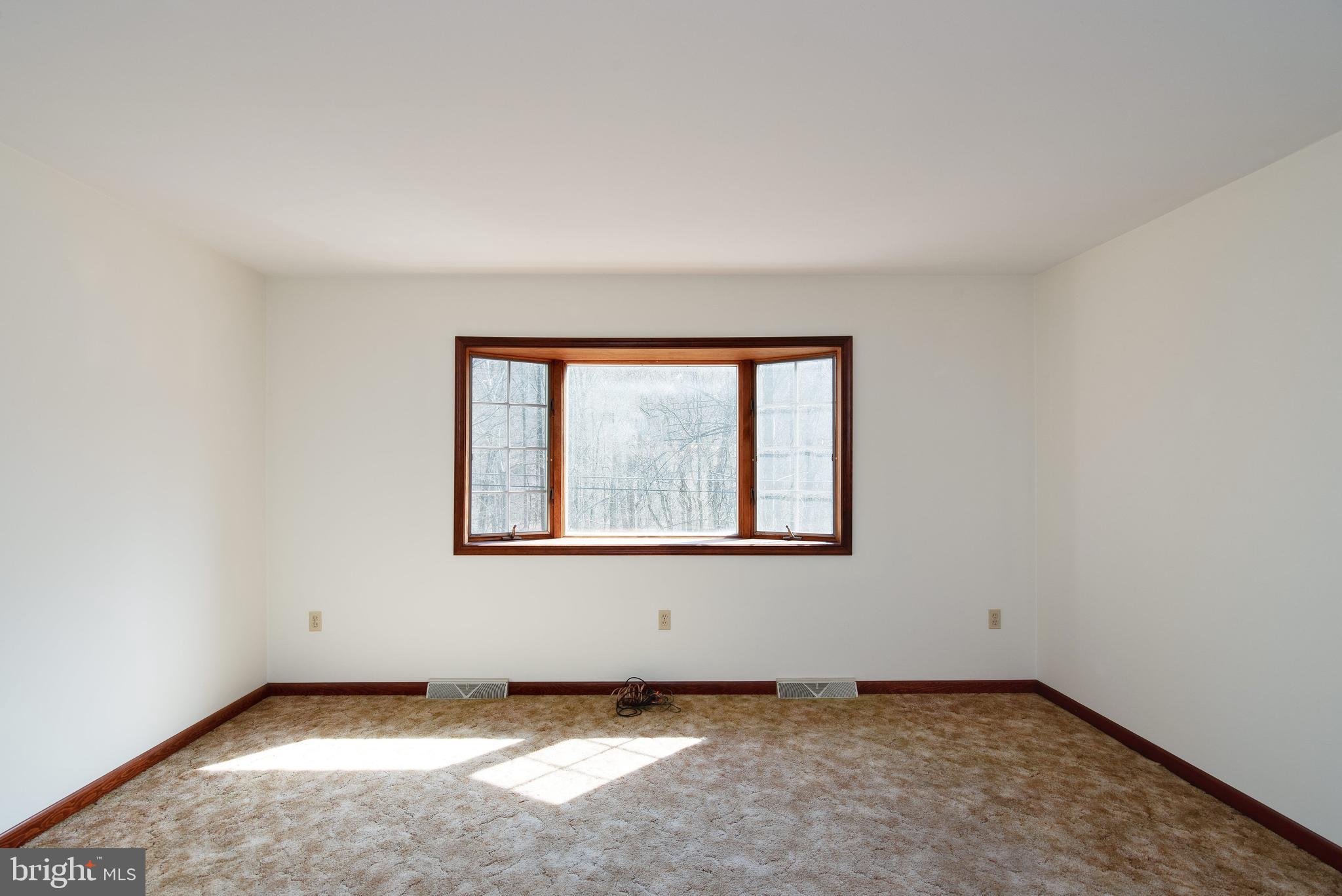 340 Witmer Road Mohnton, PA 19540 - Photo 12 of 35 Living room