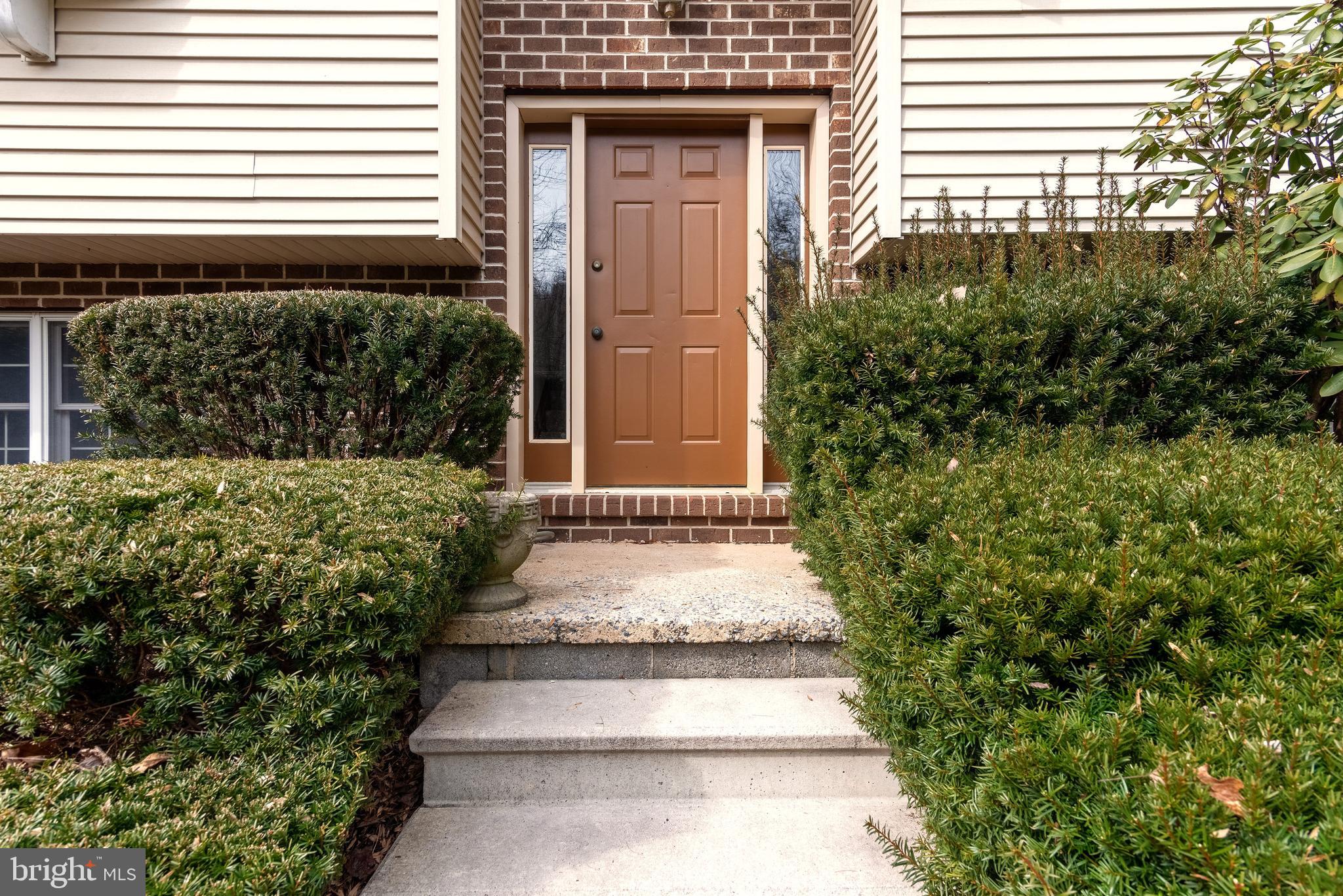 340 Witmer Road Mohnton, PA 19540 - Photo 10 of 35 Front entrance