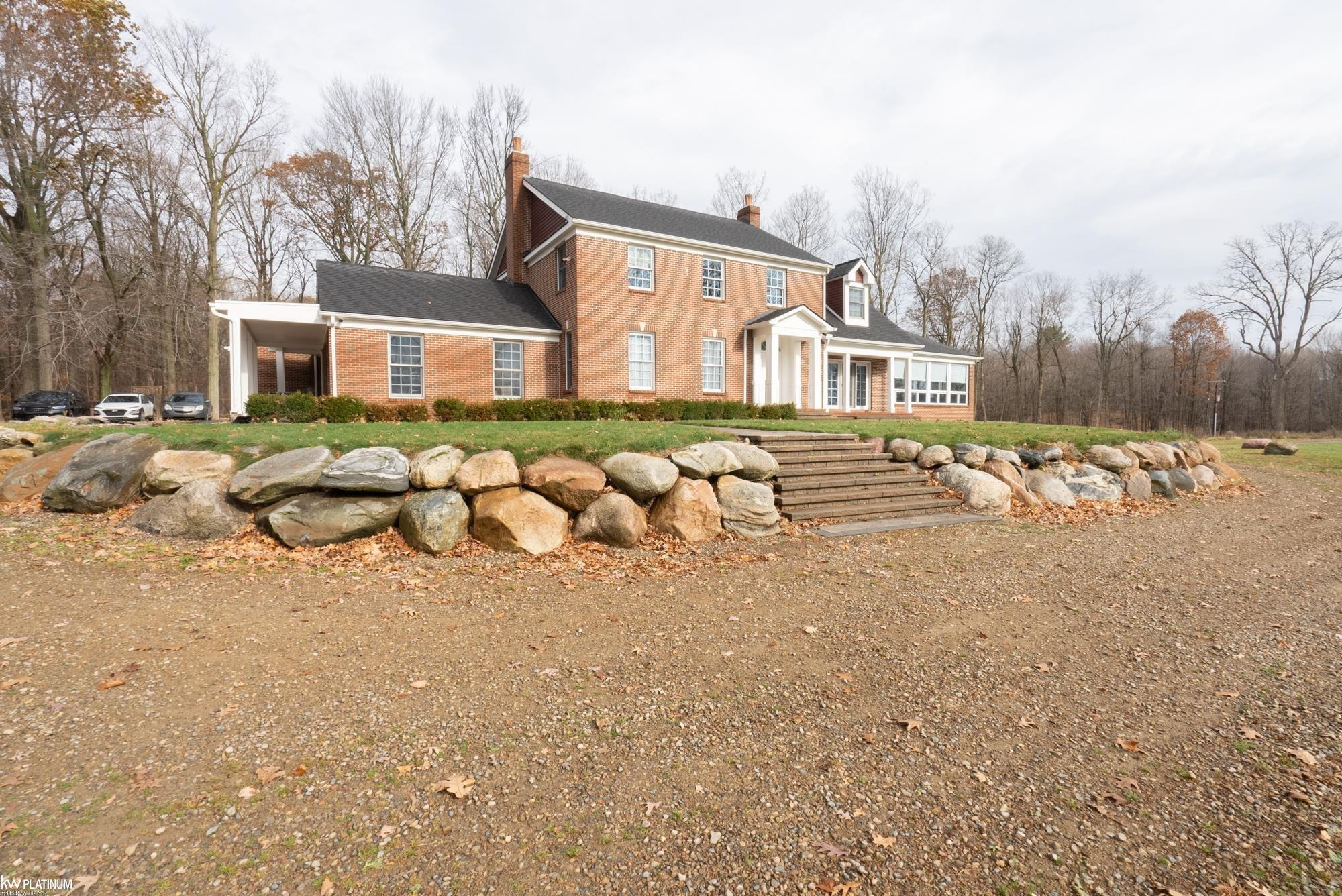 2401 East Brocker Road Metamora, MI 48455 - Photo 3 of 26