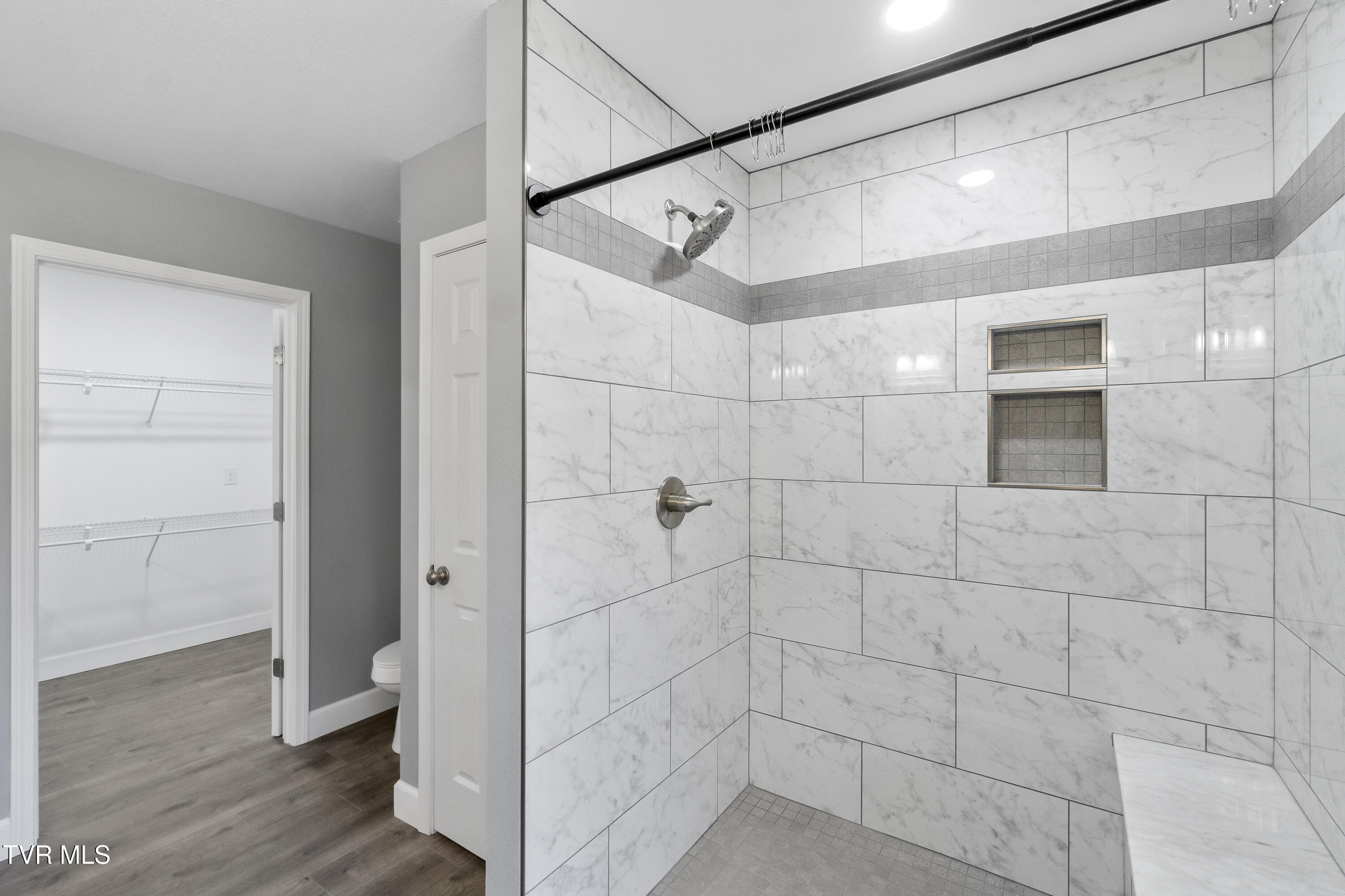 960 East Allens Bridge Road Greeneville, TN 37743 - Photo 22 of 61 DSC08144