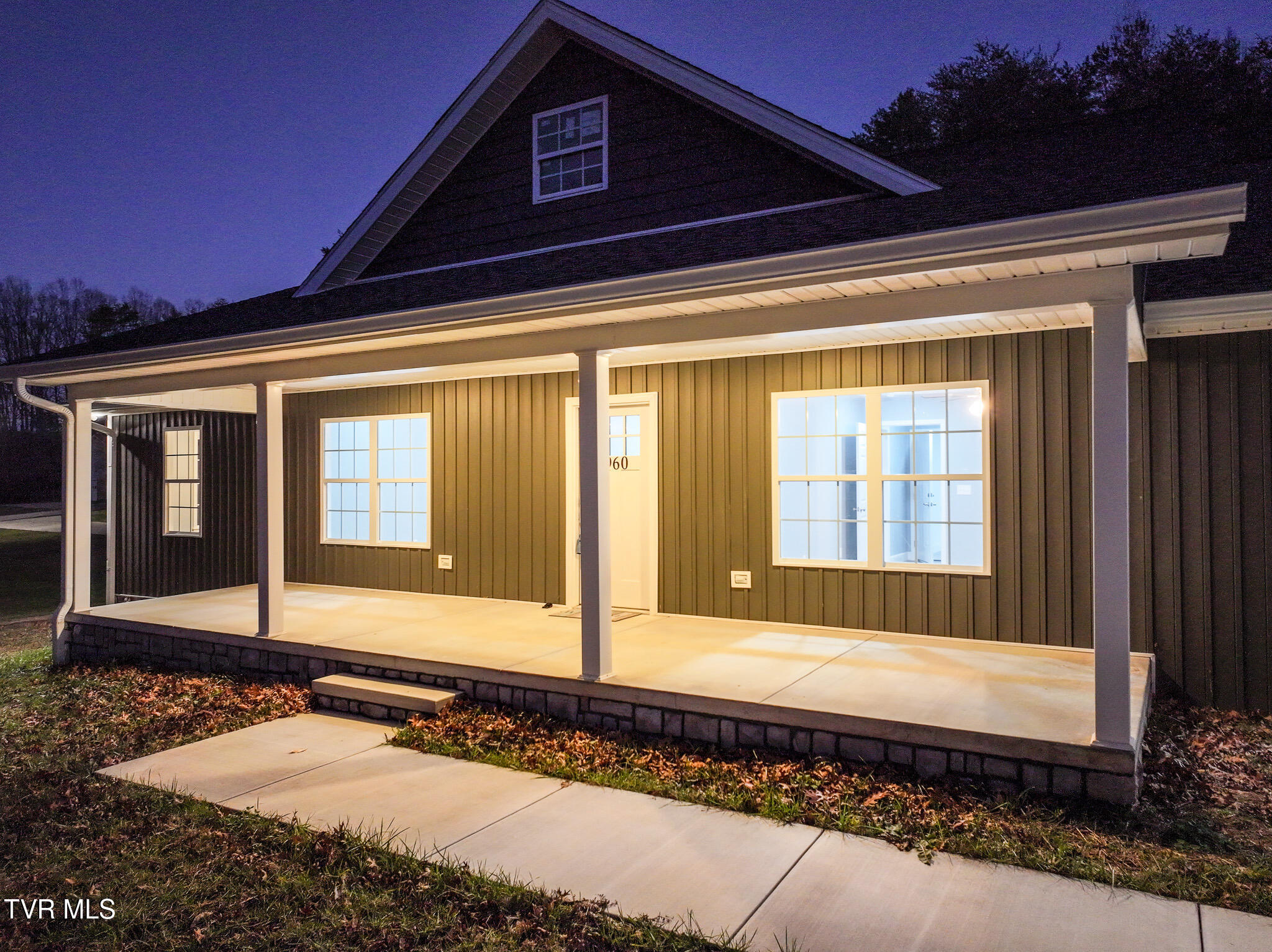 960 East Allens Bridge Road Greeneville, TN 37743 - Photo 55 of 61 IMG_1390